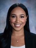 Julia Carter headshot