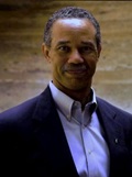 Philip Lewis headshot