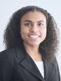 Alexis Holmes Headshot