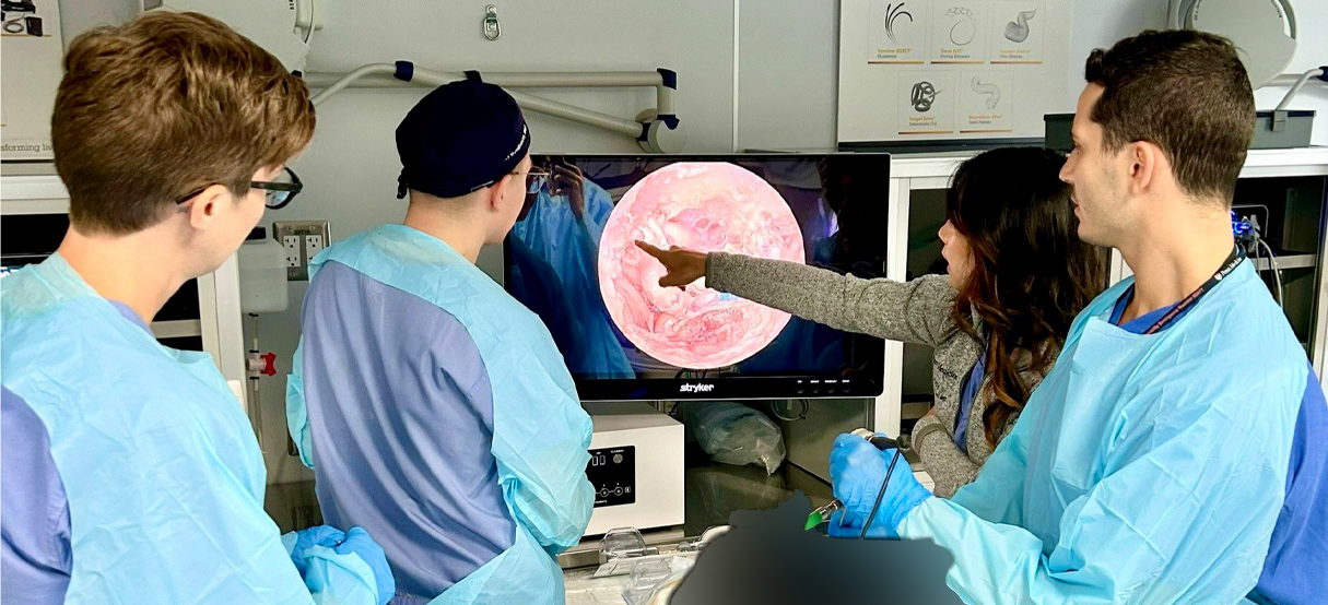 Penn Neurosurgery residents doing a lab with Dr. Jackson.