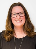 Tara Bachman headshot