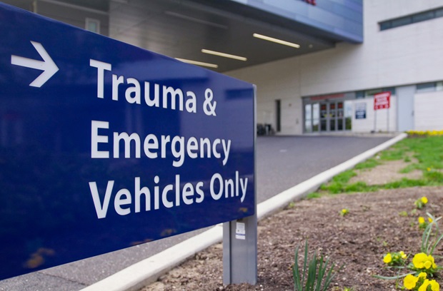 Trauma and emergency vehicles only sign