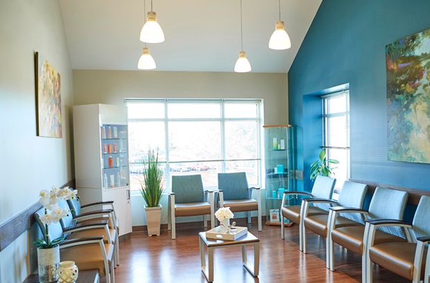 Photo of the waiting room at Penn Plastic Surgery in Bryn Mawr