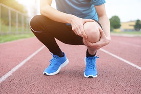 knee pain male runner